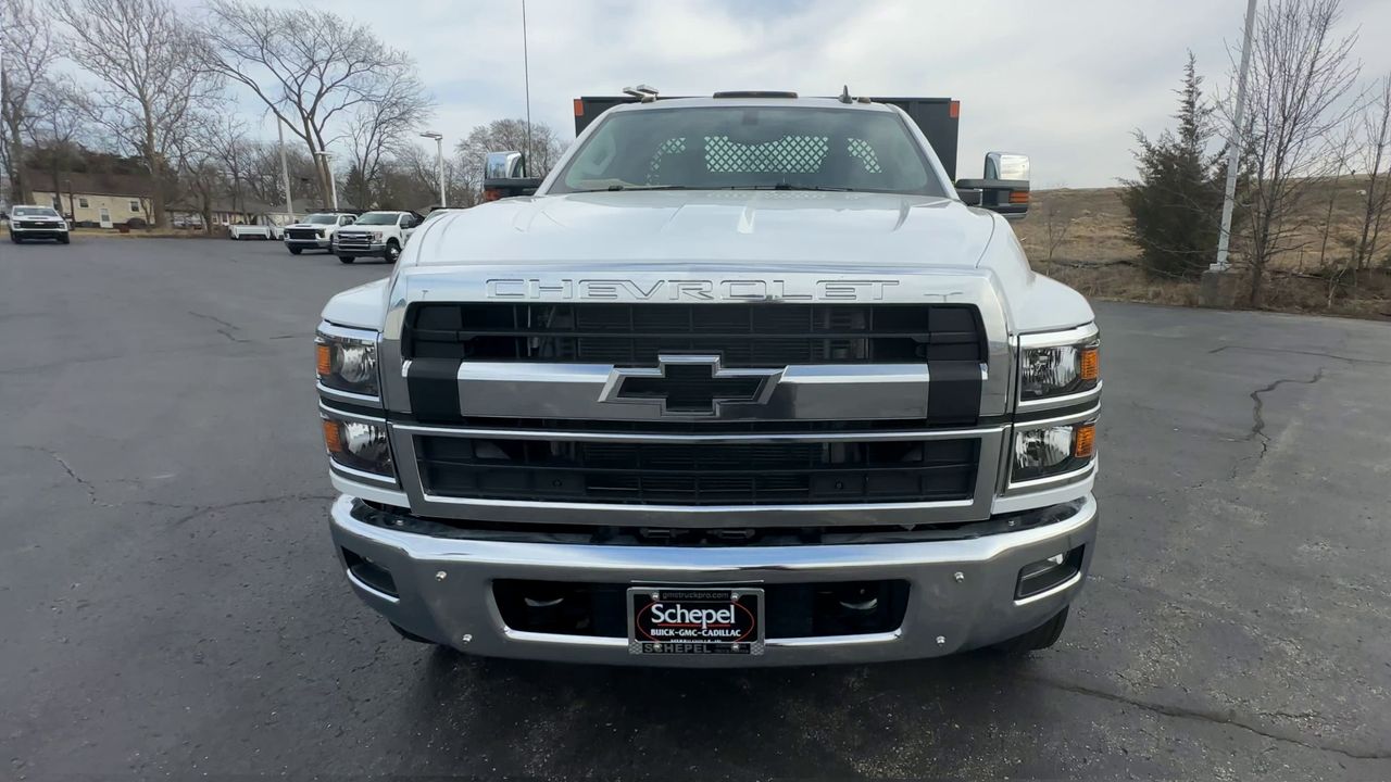 2023 Chevrolet Silverado 5500 HD Work Truck