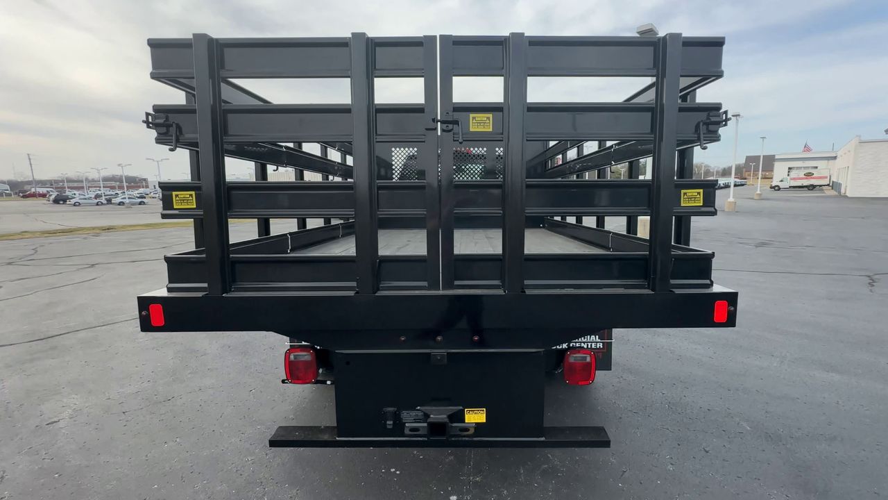 2023 Chevrolet Silverado 5500 HD Work Truck