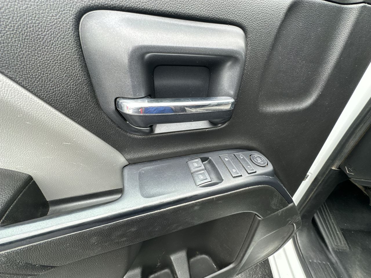 2020 Chevrolet Silverado 6500 HD Work Truck