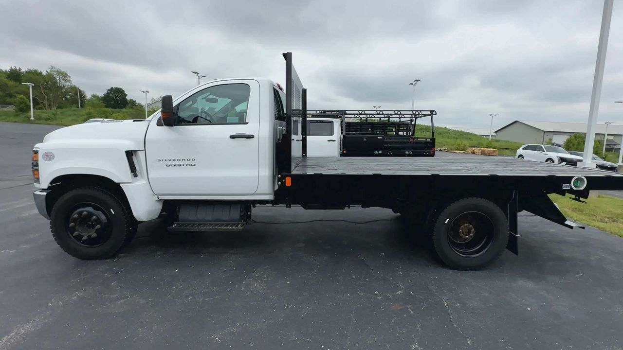 2020 Chevrolet Silverado 6500 HD Work Truck