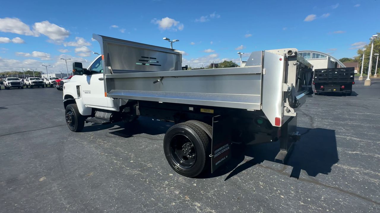 2023 Chevrolet Silverado 5500 HD Work Truck