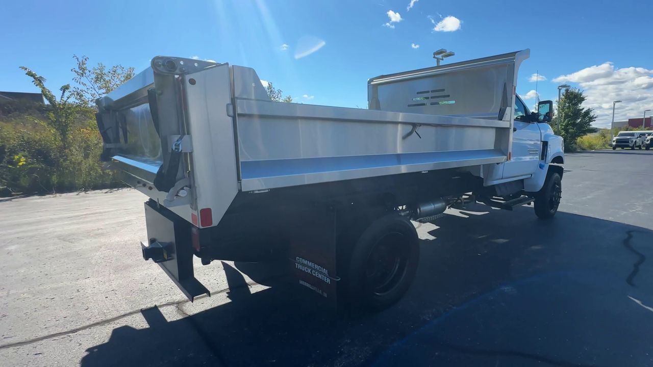 2023 Chevrolet Silverado 5500 HD Work Truck