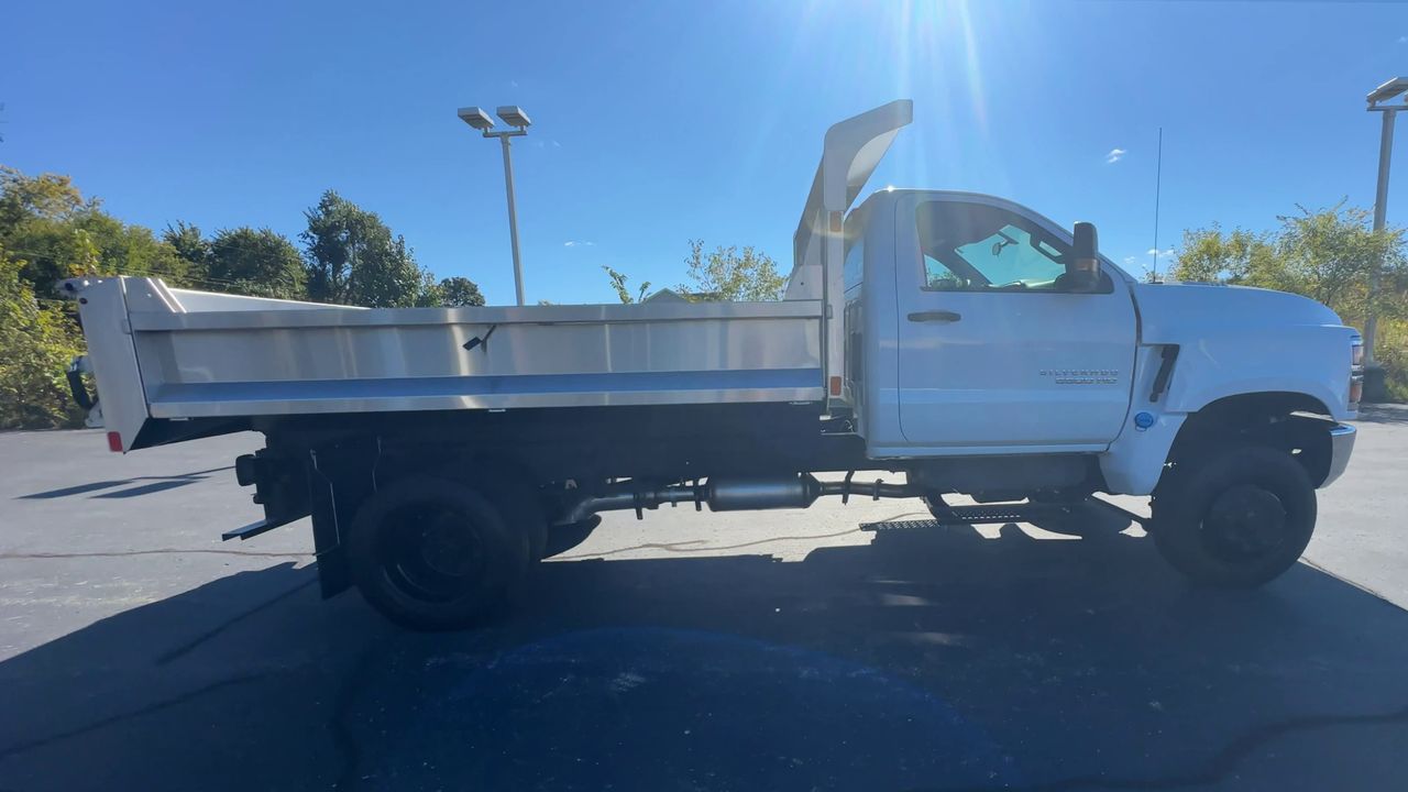 2023 Chevrolet Silverado 5500 HD Work Truck