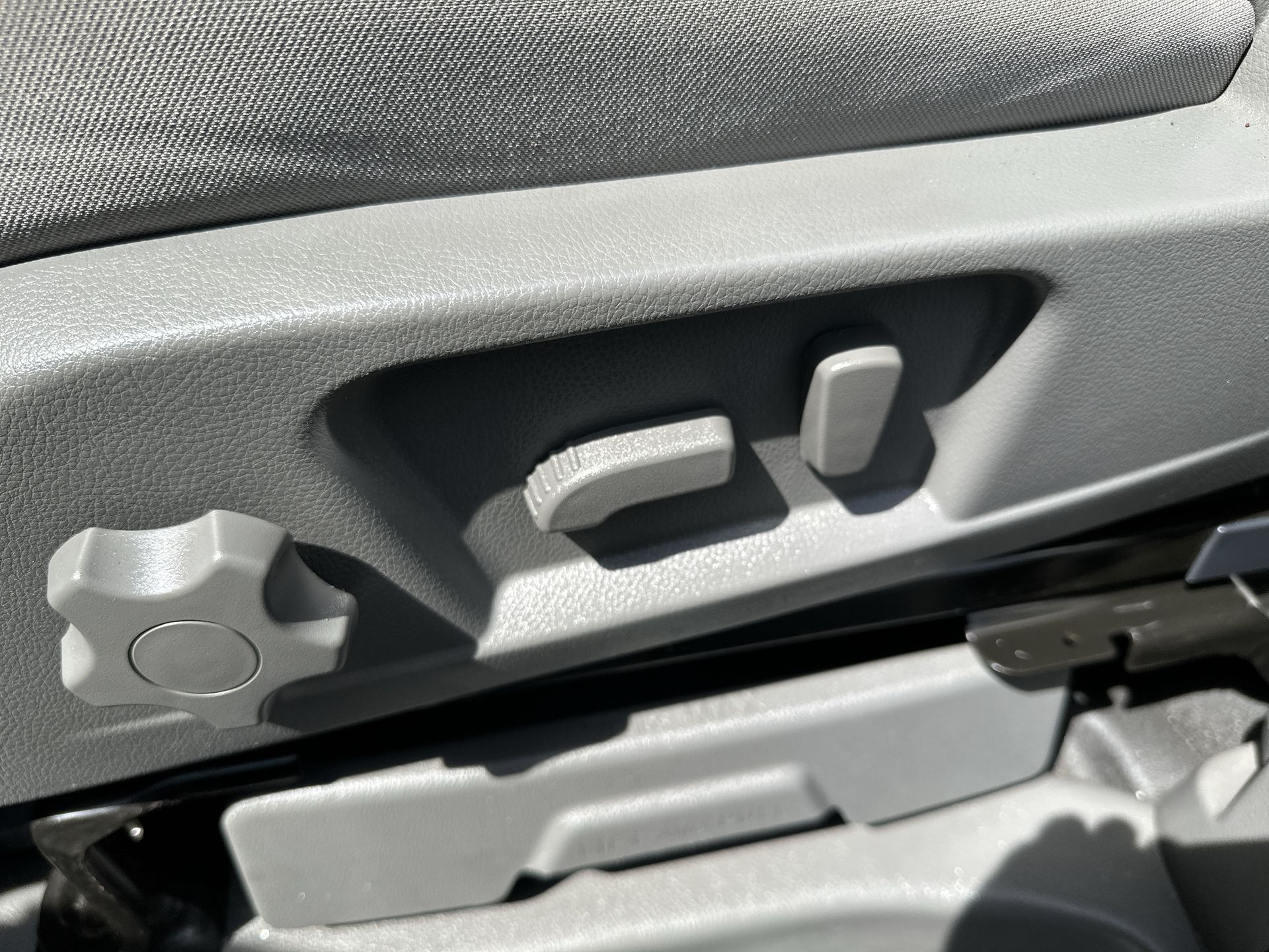 2019 Nissan NV Cargo SL