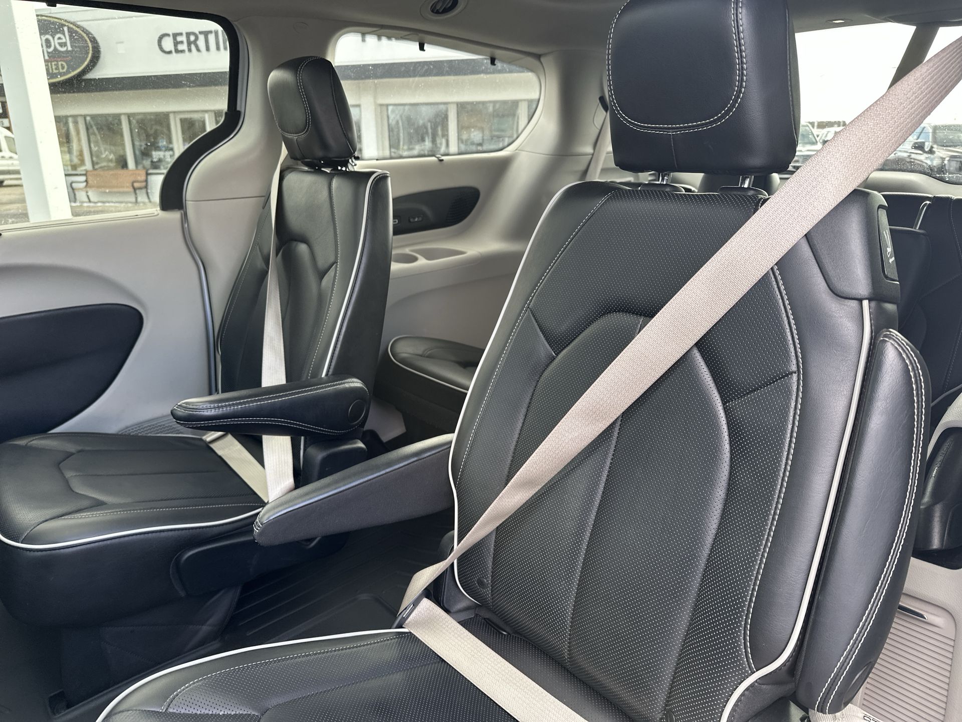 2022 Chrysler Pacifica Limited
