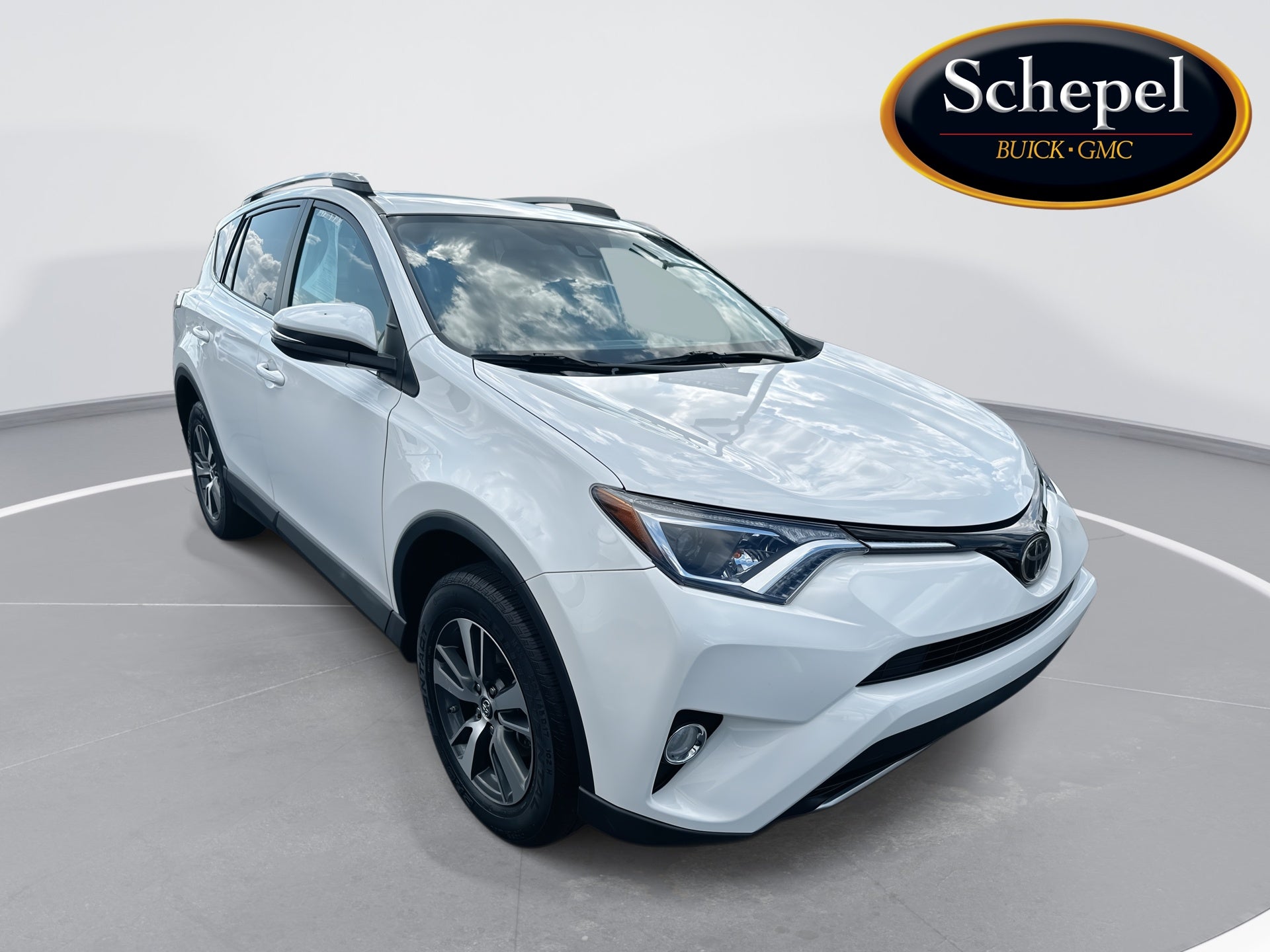 2018 Toyota RAV4 XLE