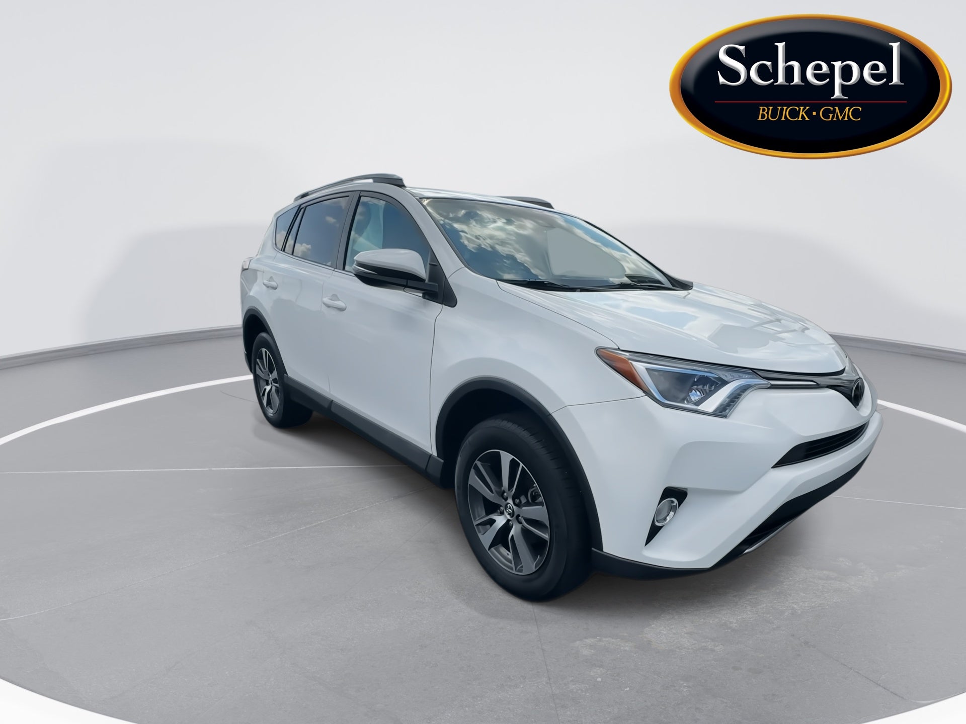 2018 Toyota RAV4 XLE