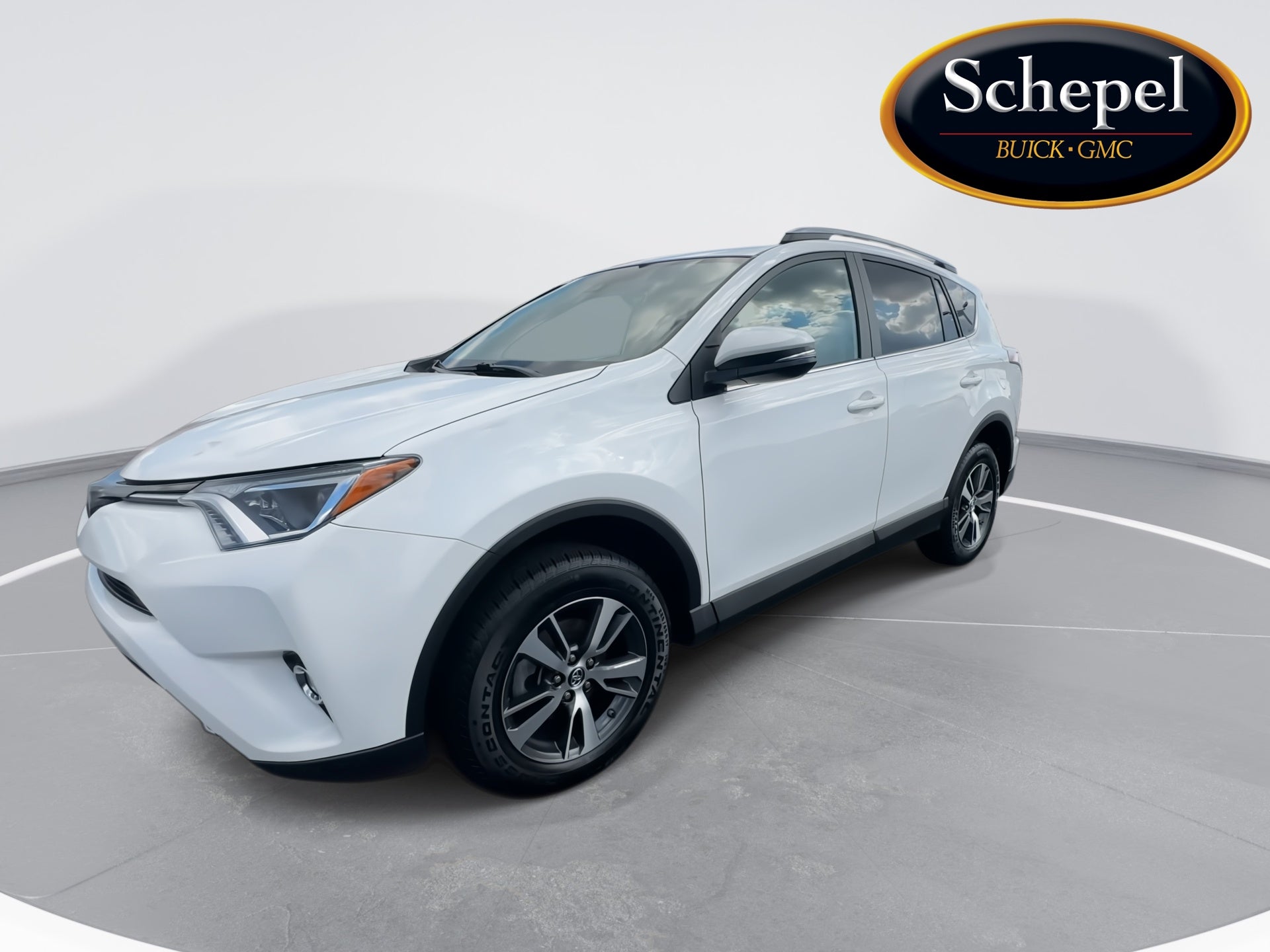 2018 Toyota RAV4 XLE