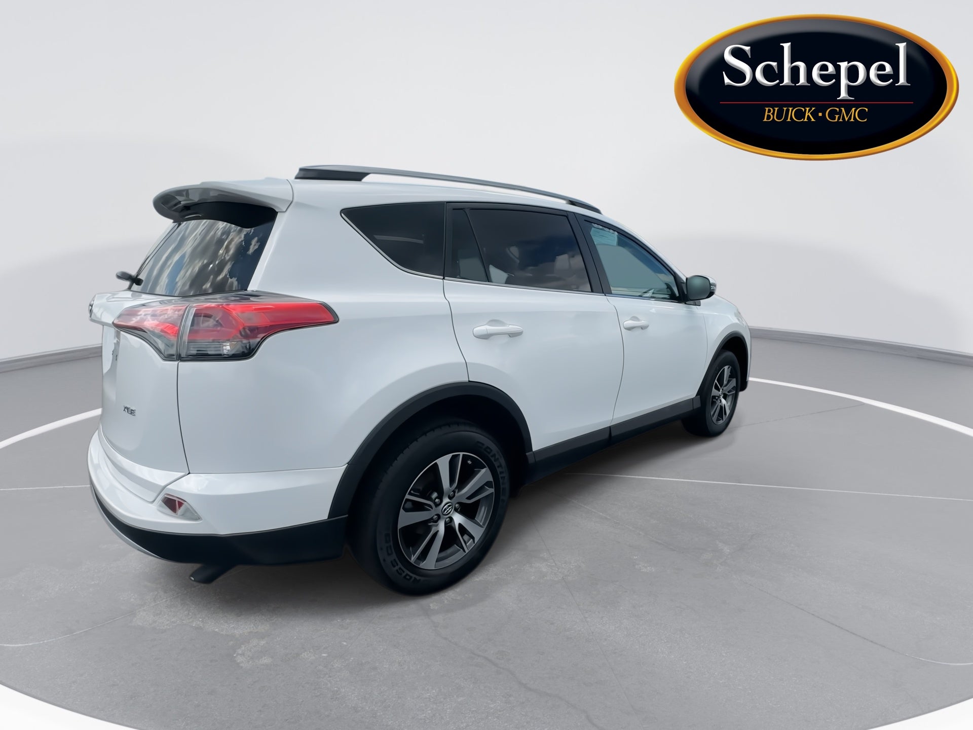 2018 Toyota RAV4 XLE