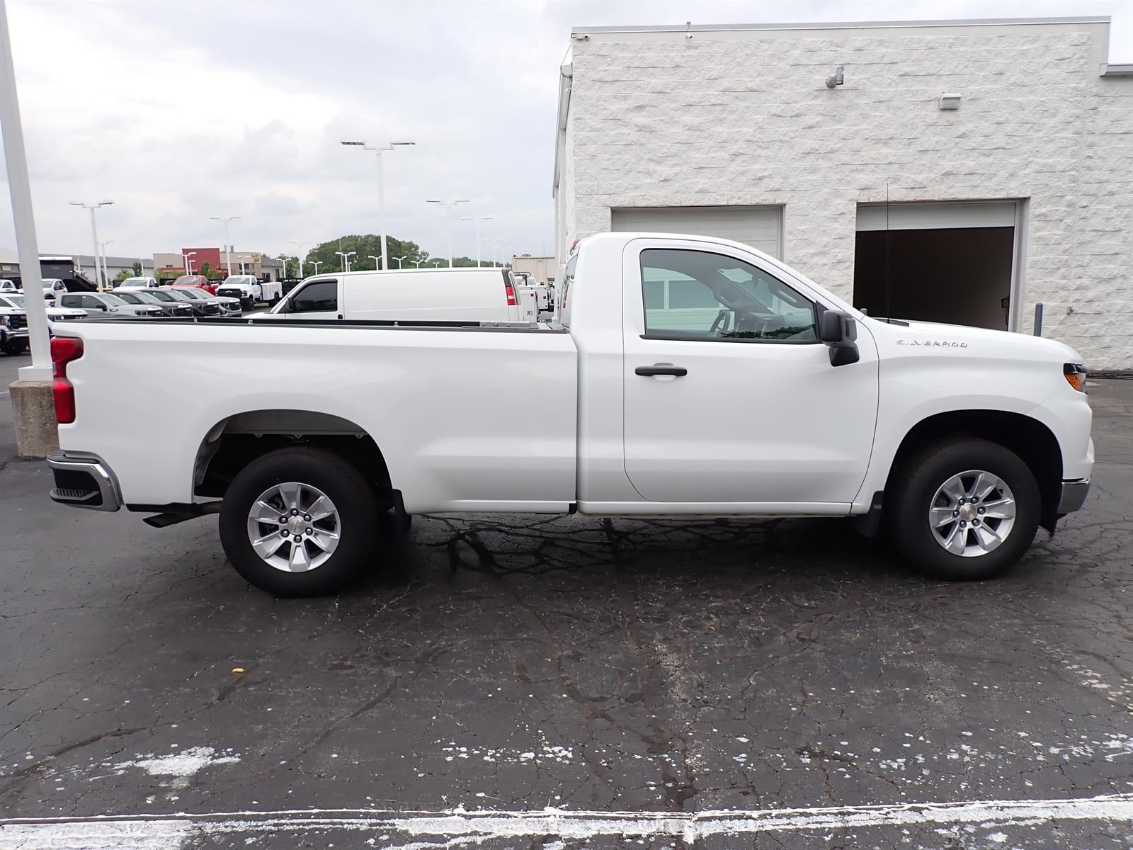 2025 Chevrolet Silverado 1500 WT