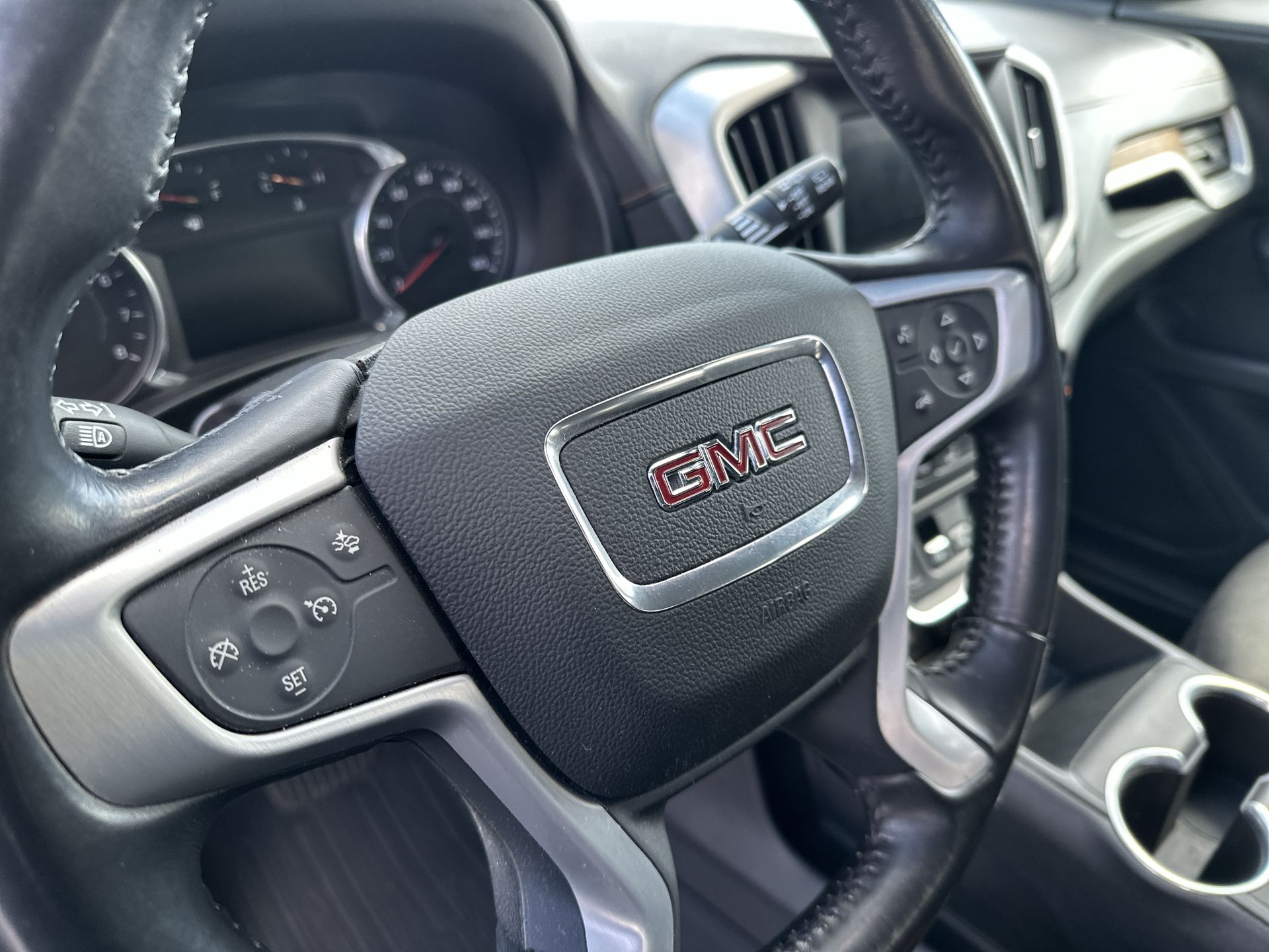 2021 GMC Terrain SLE