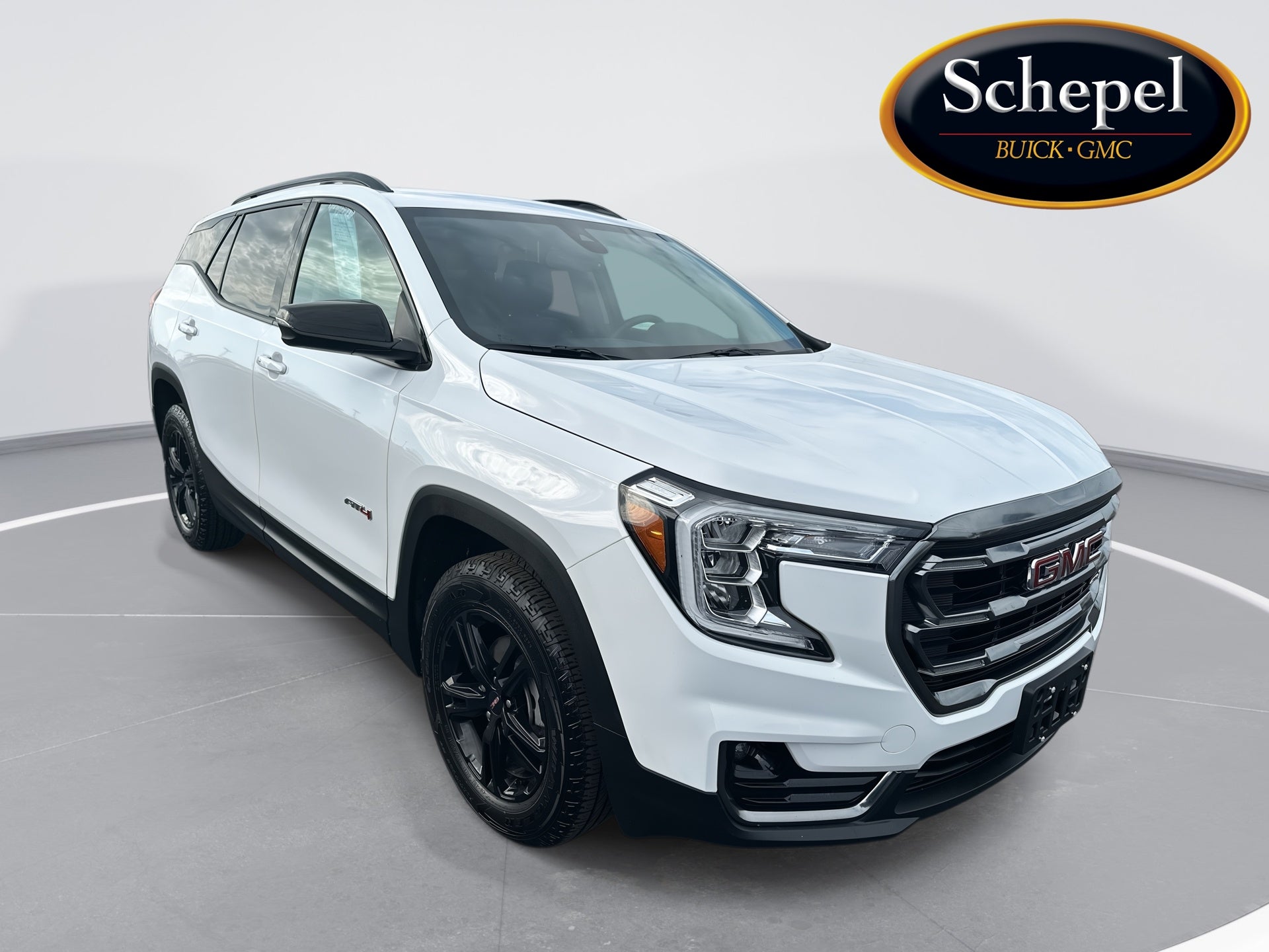 2024 GMC Terrain AT4