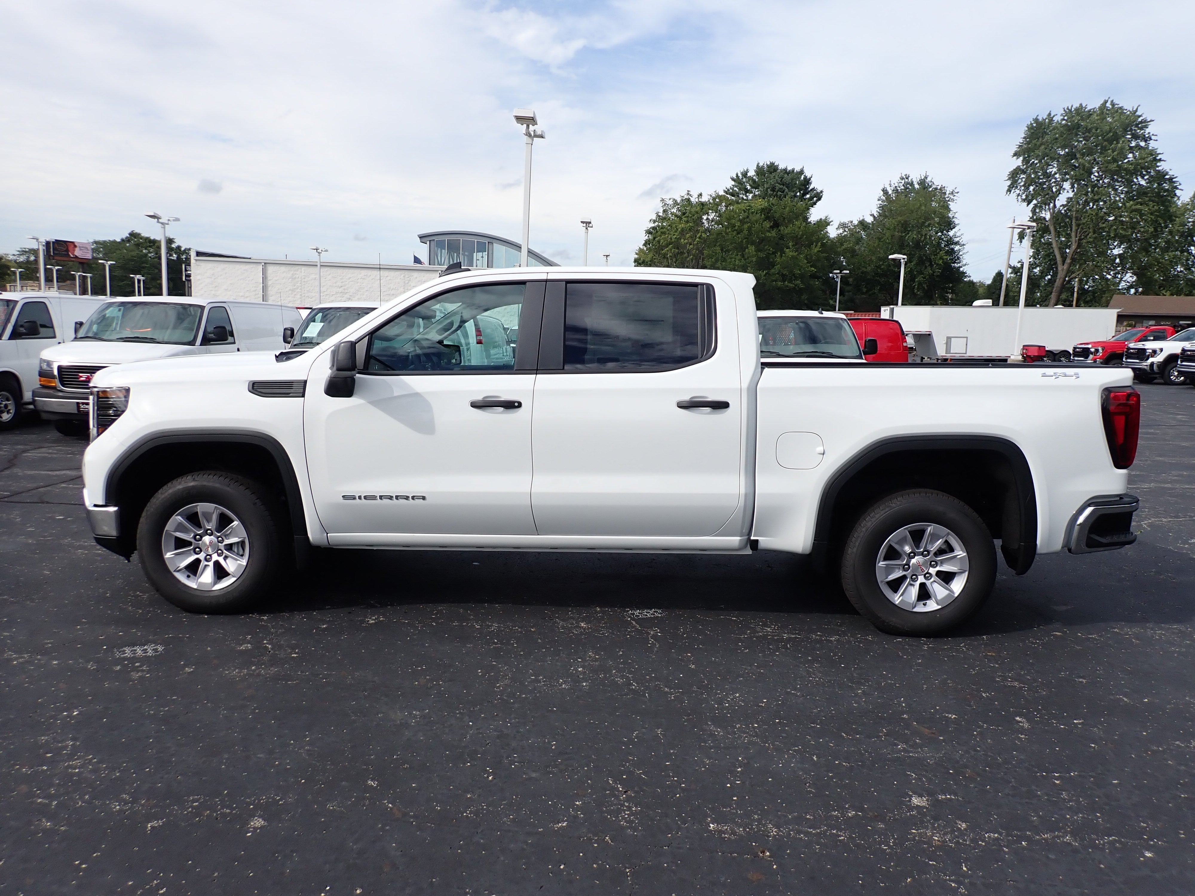 2026 GMC Sierra 1500 Pro - Photo 5