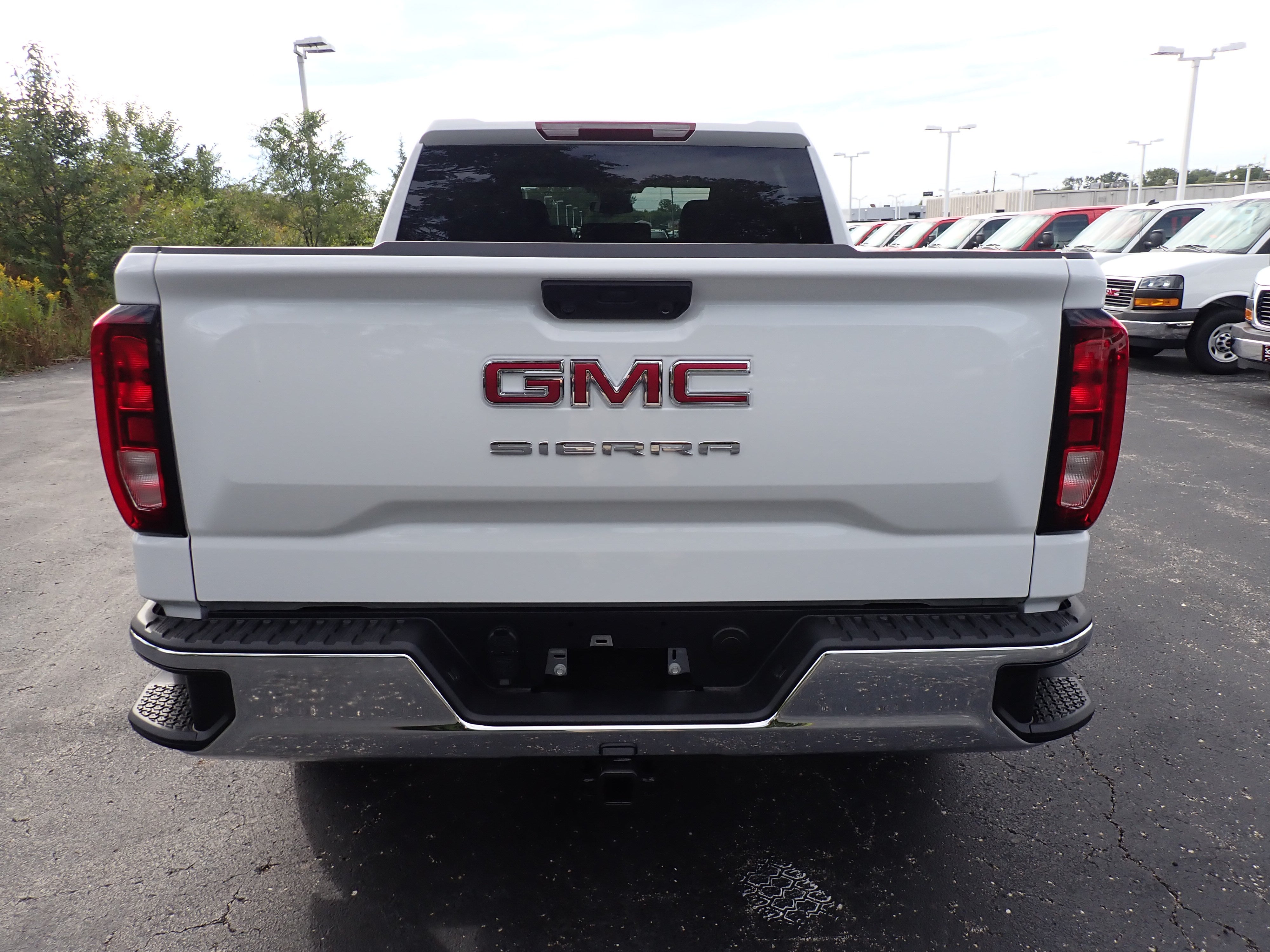 2026 GMC Sierra 1500 Pro - Photo 7