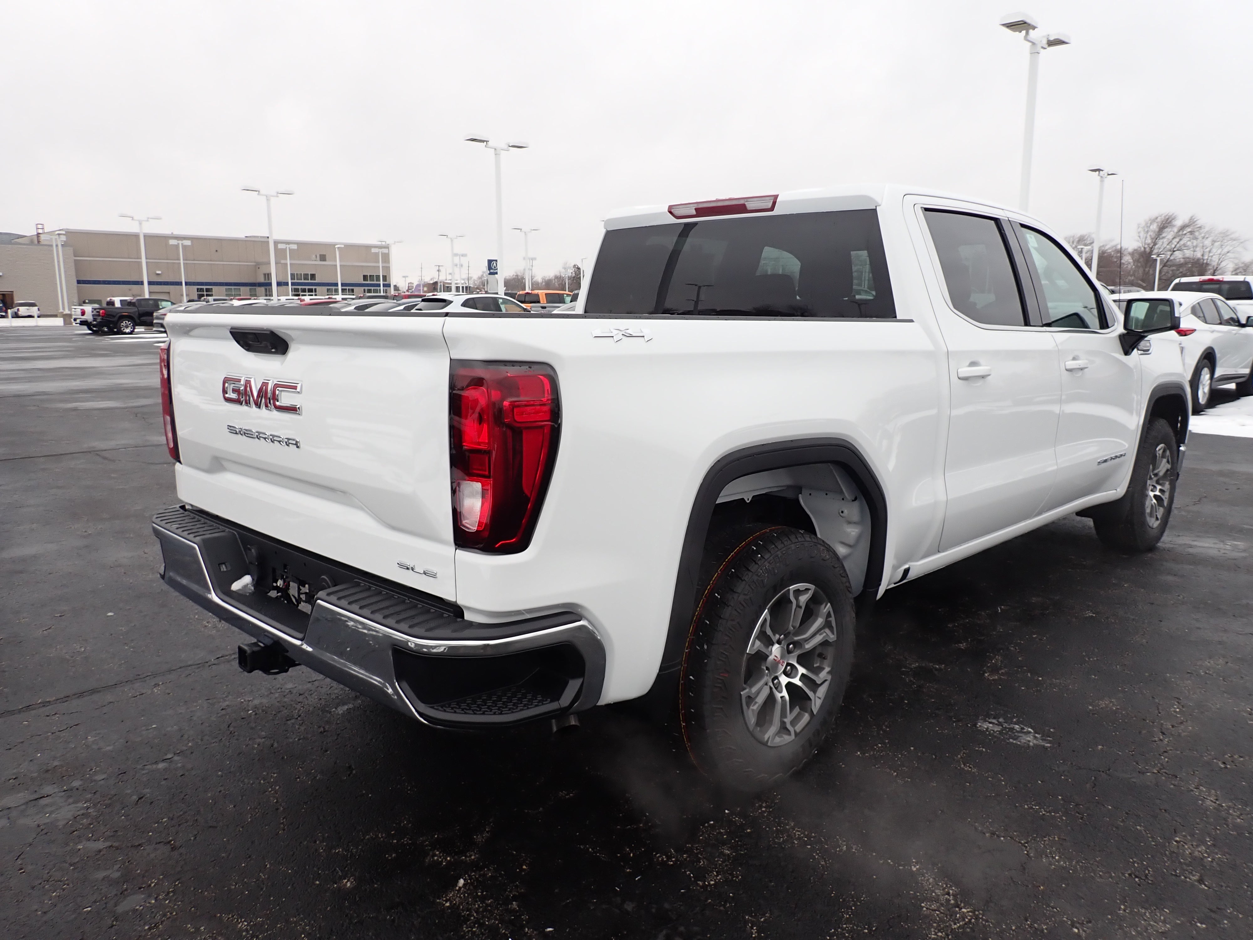 2026 GMC Sierra 1500 SLE