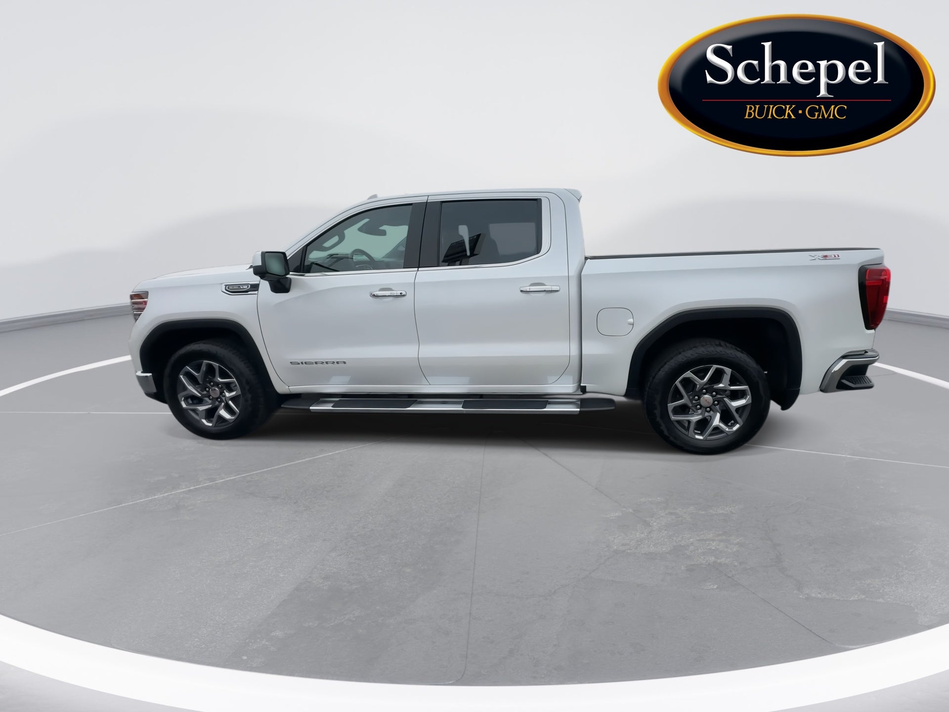 2024 GMC Sierra 1500 SLT