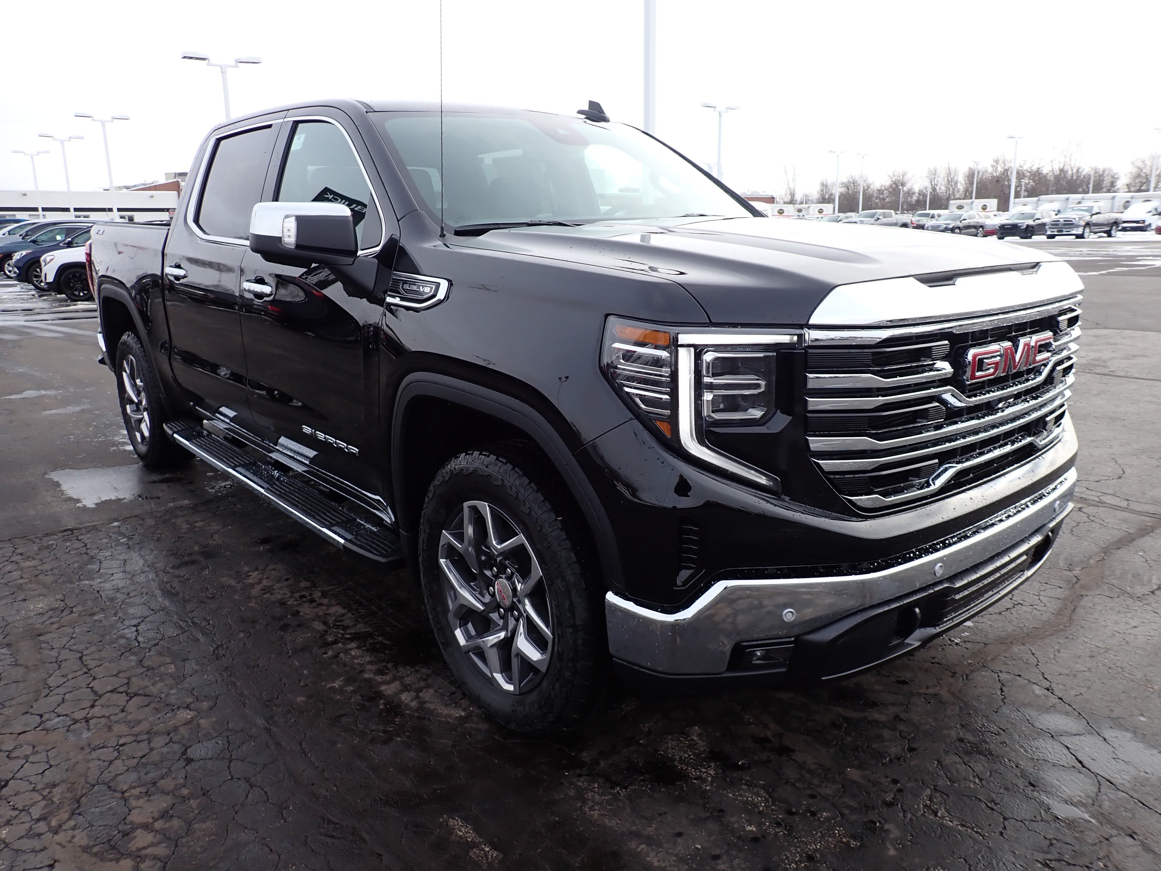 2026 GMC Sierra 1500 SLT