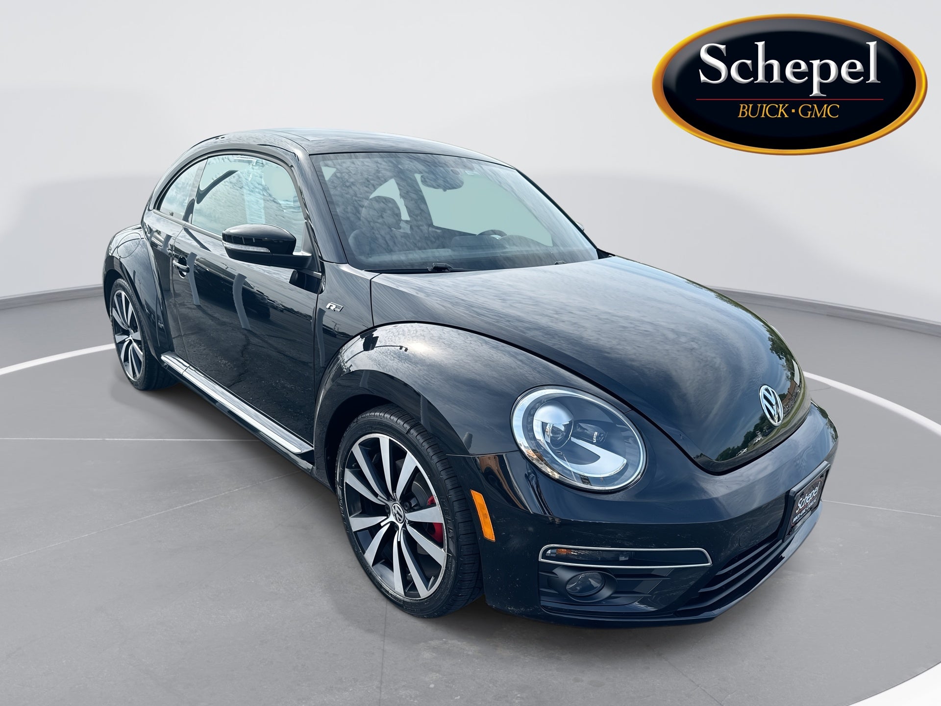 2013 Volkswagen Beetle 2.0T DSG Fender Edition PZEV's photo