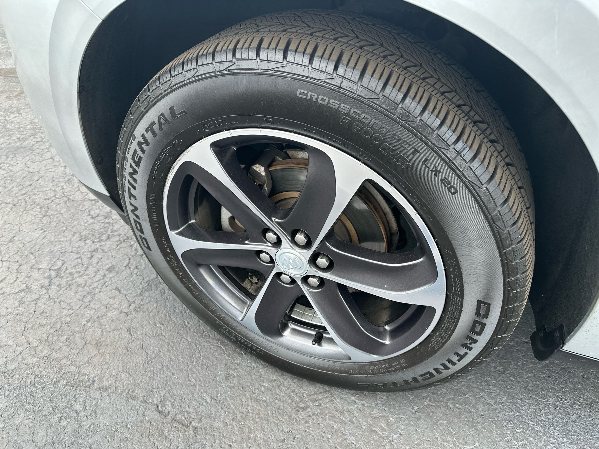 2020 Buick Enclave Essence