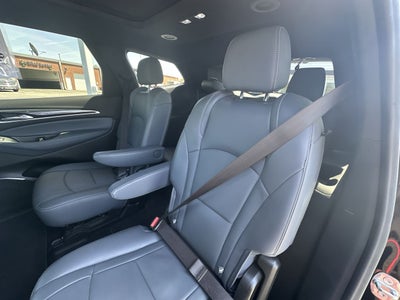 2022 Buick Enclave Essence