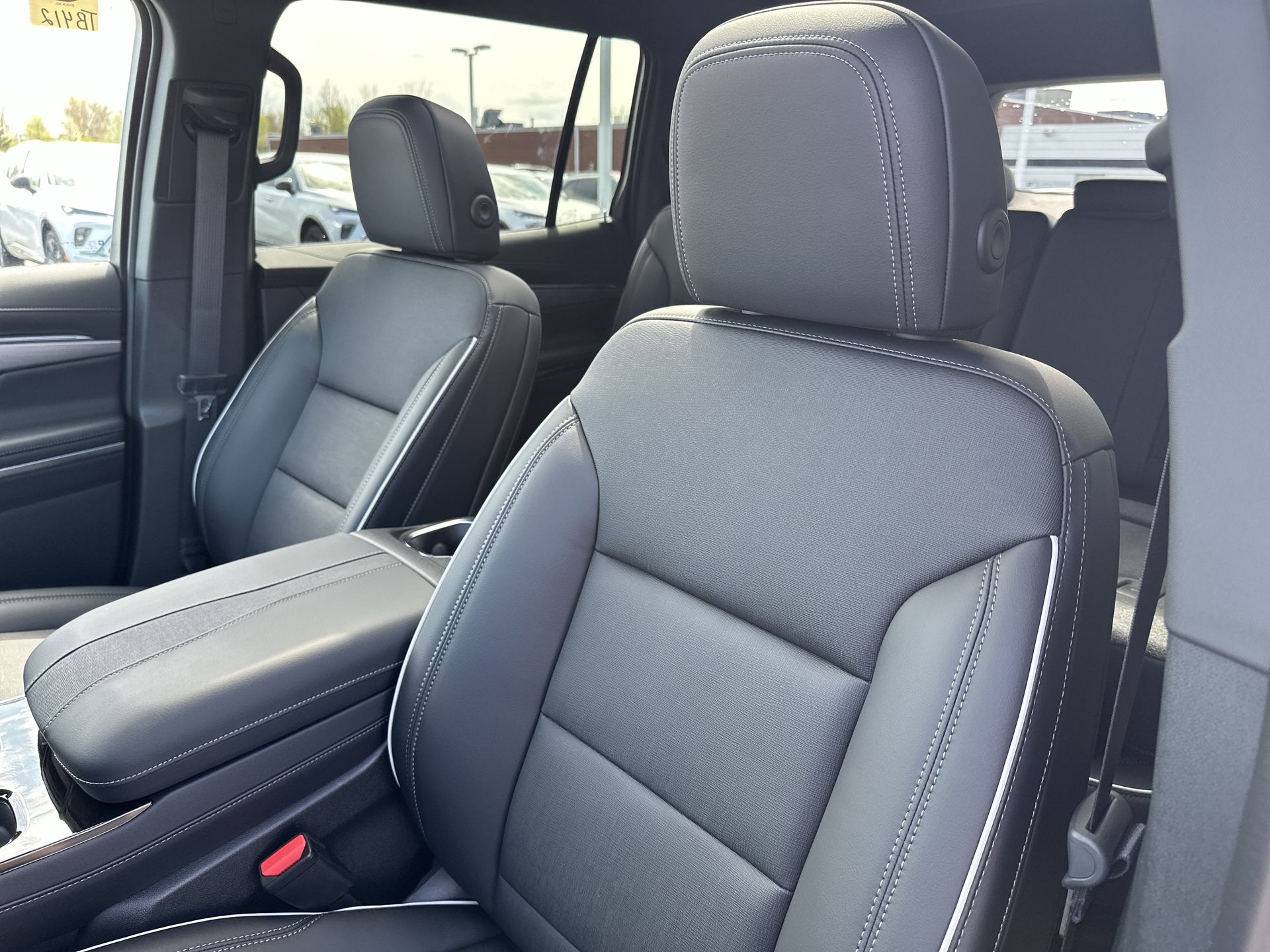 2027 Buick Enclave Preferred - Photo 11