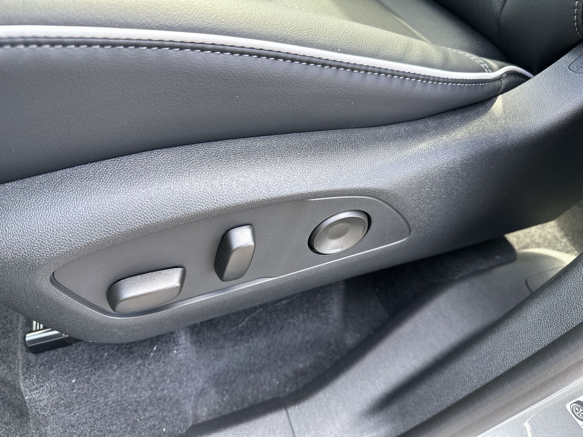 2027 Buick Enclave Preferred - Photo 12