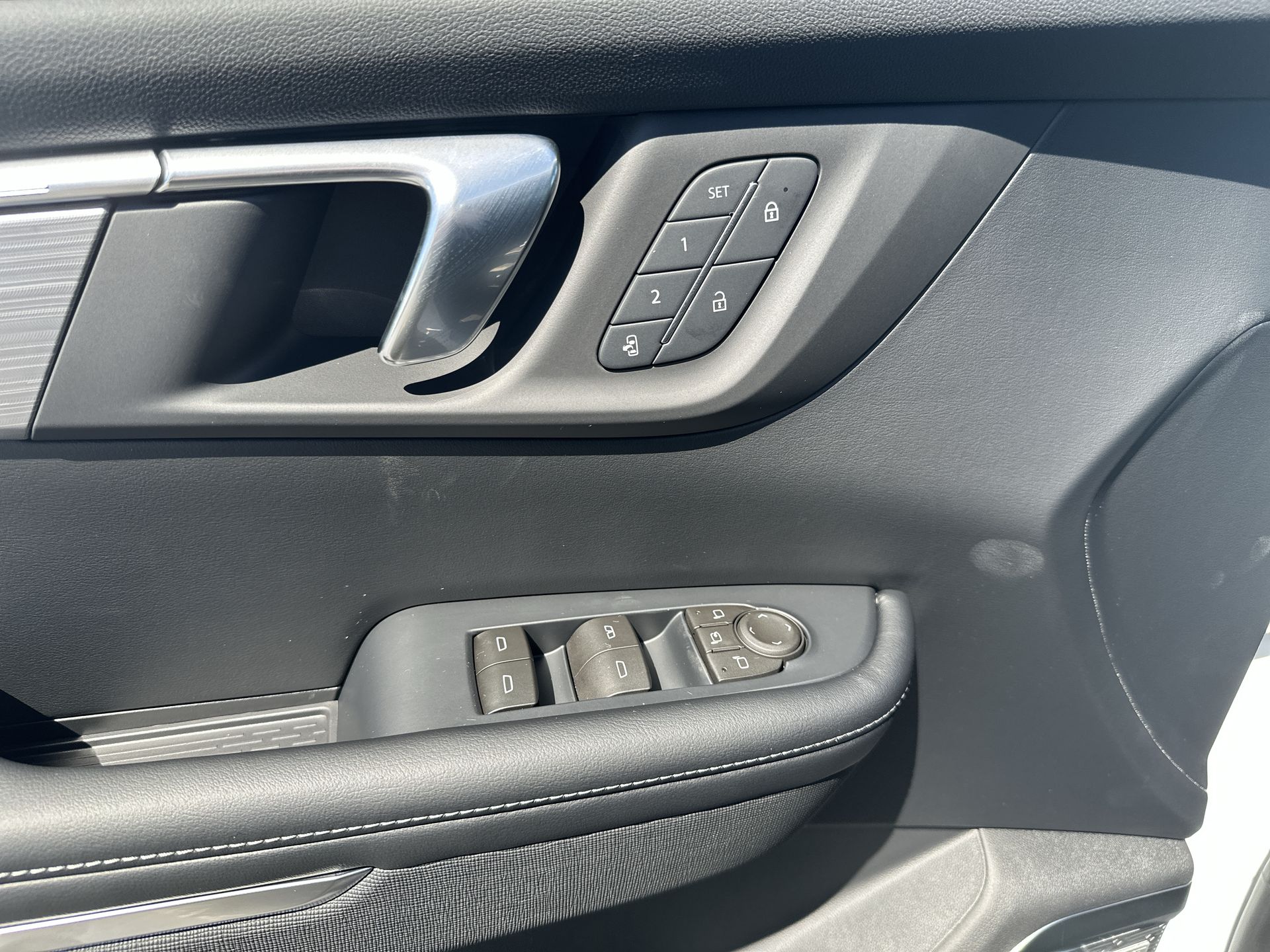 2027 Buick Enclave Preferred