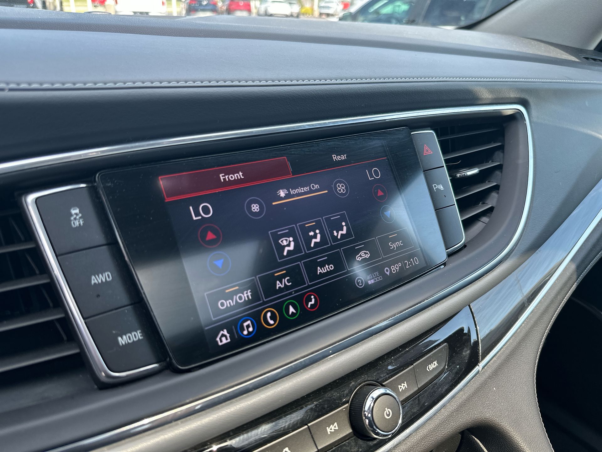 2020 Buick Enclave Essence