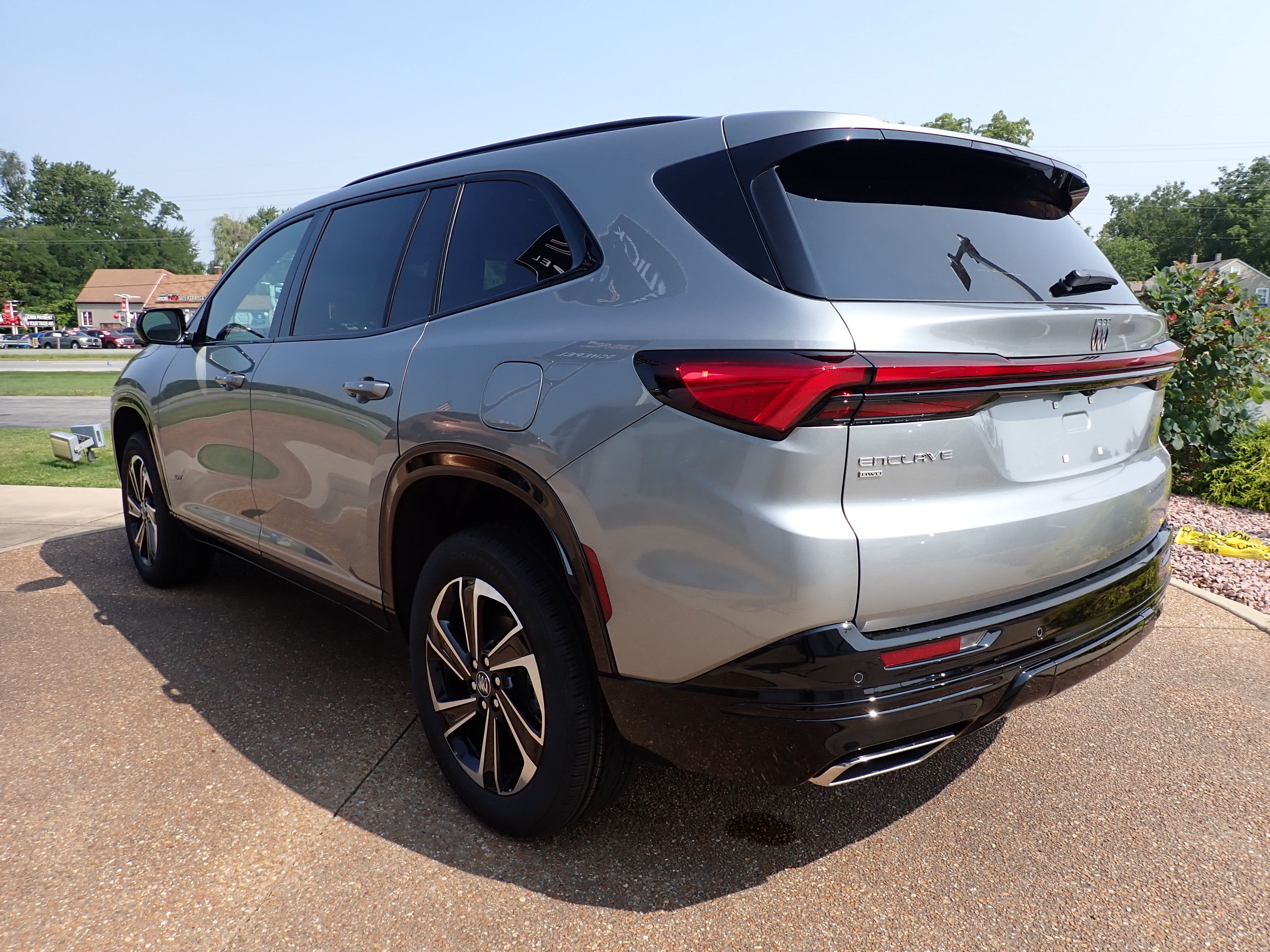 2026 Buick Enclave Sport Touring