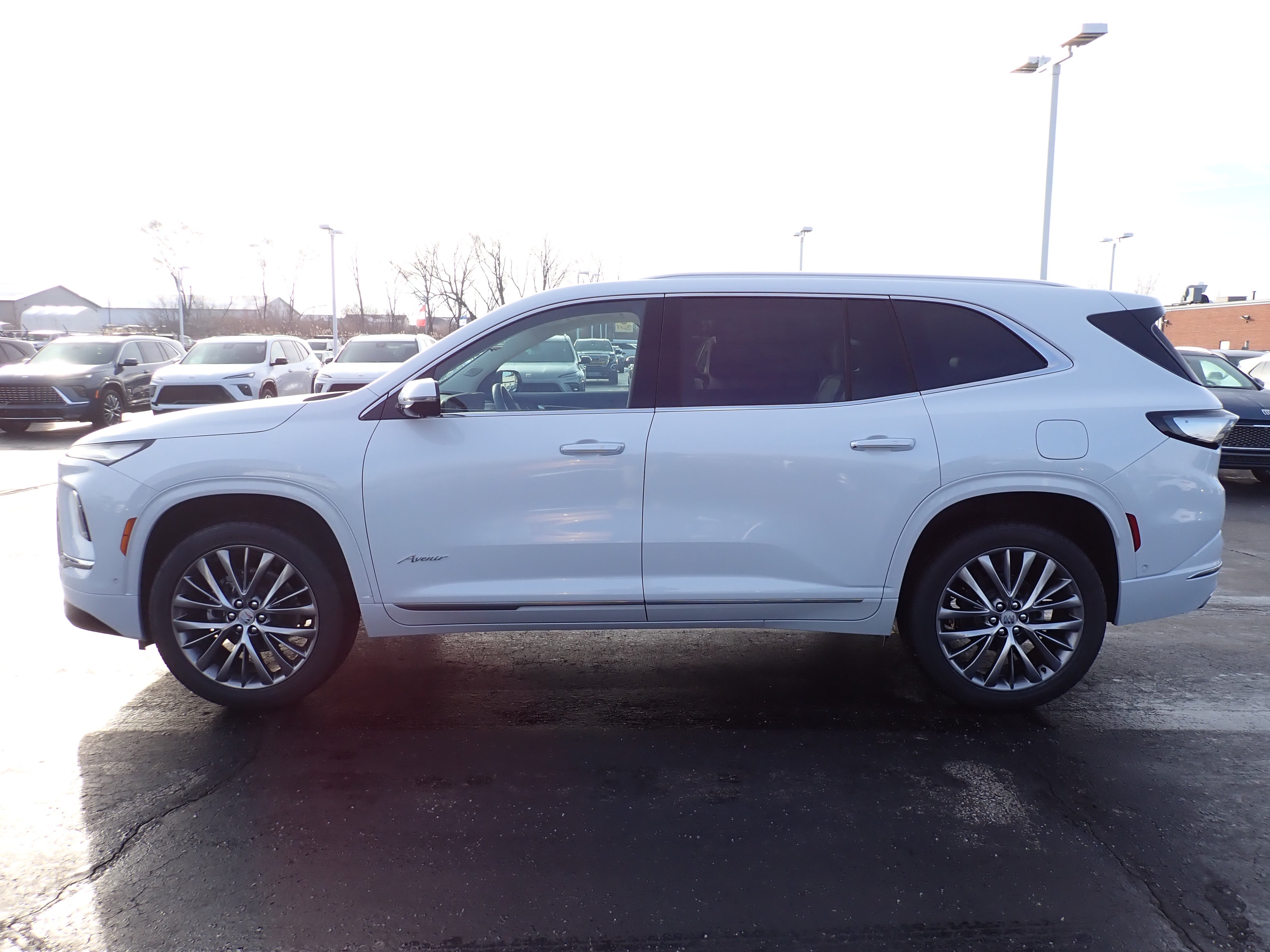 2026 Buick Enclave Avenir