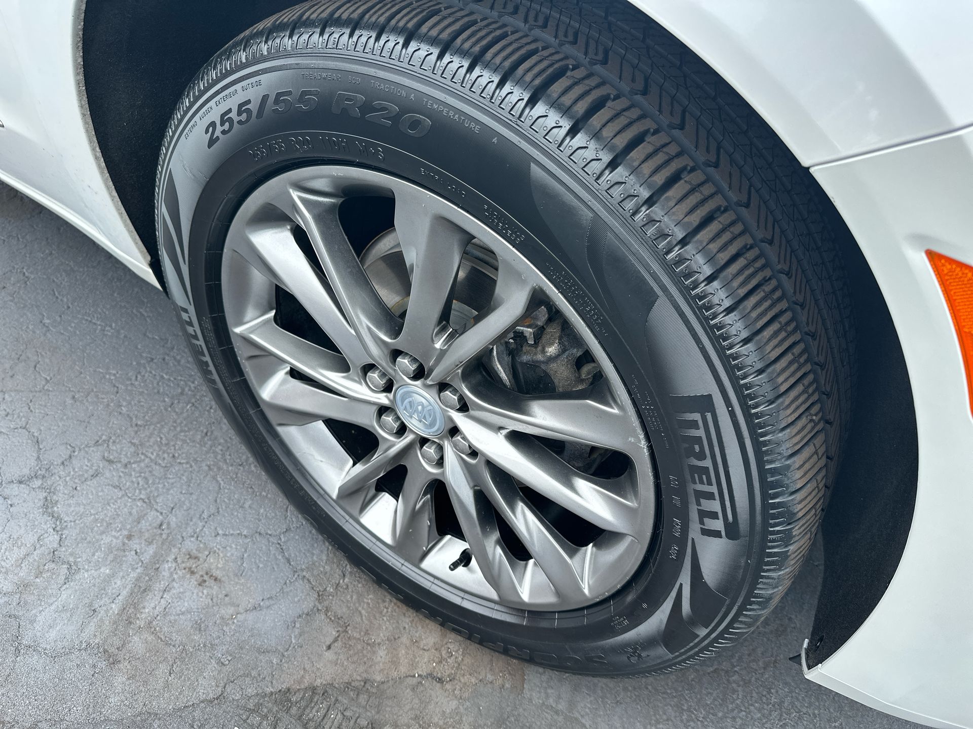 2022 Buick Enclave Avenir