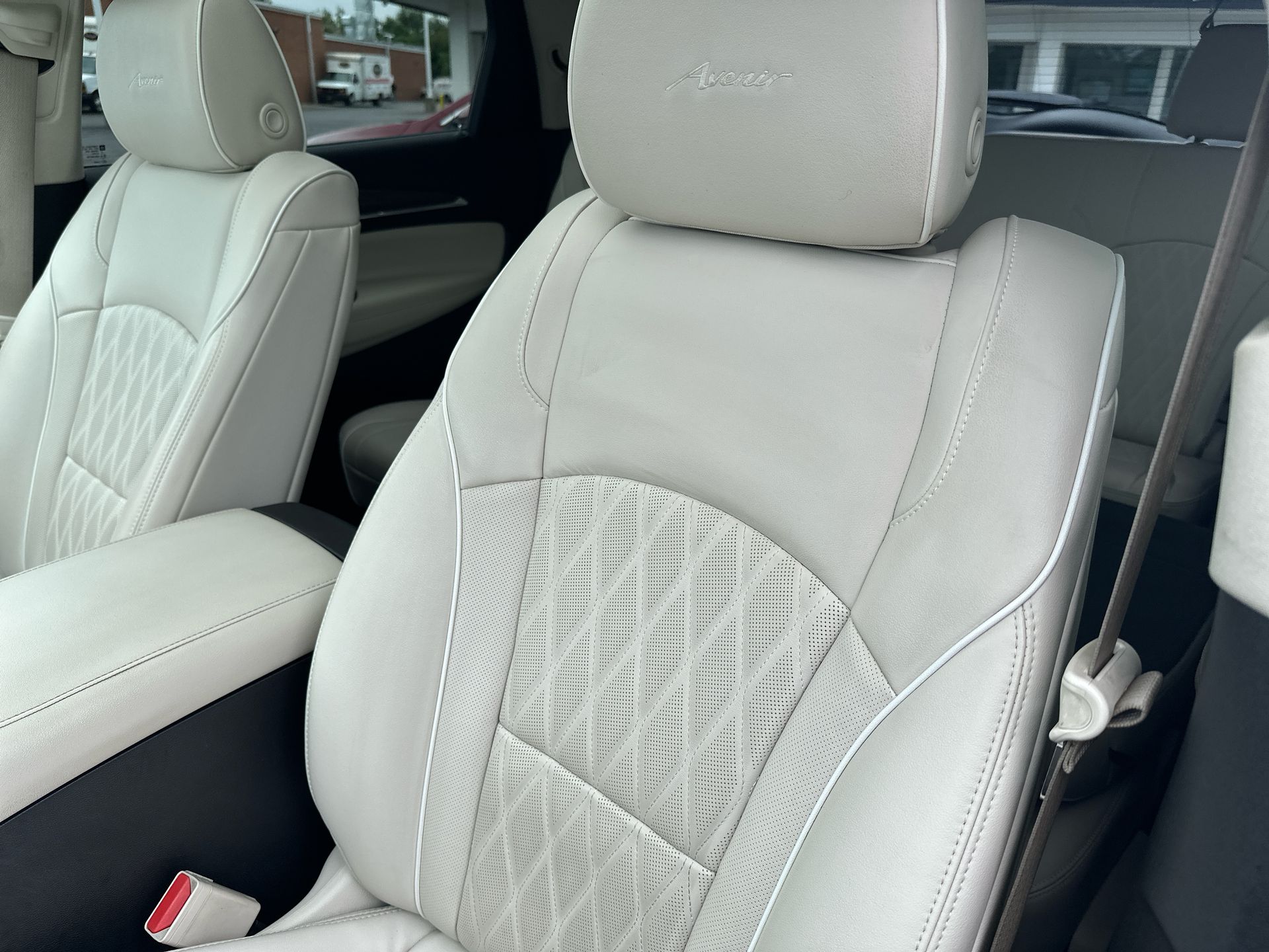 2022 Buick Enclave Avenir