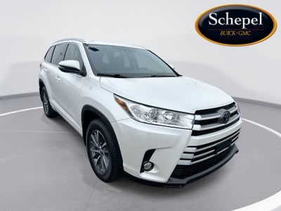2018 Toyota Highlander SE