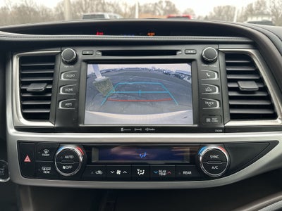 2018 Toyota Highlander SE