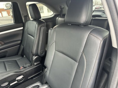 2018 Toyota Highlander SE