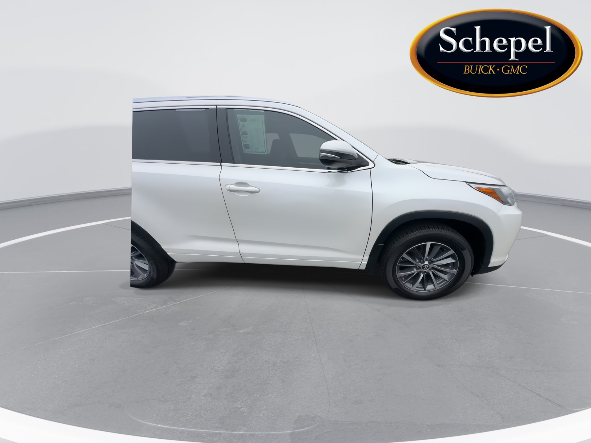 2018 Toyota Highlander SE