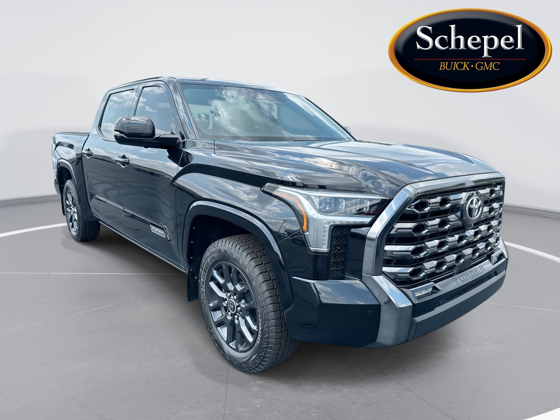 2022 Toyota Tundra 4WD Platinum