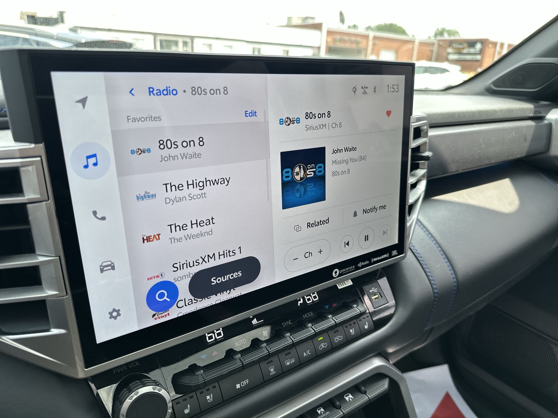 2022 Toyota Tundra 4WD Platinum