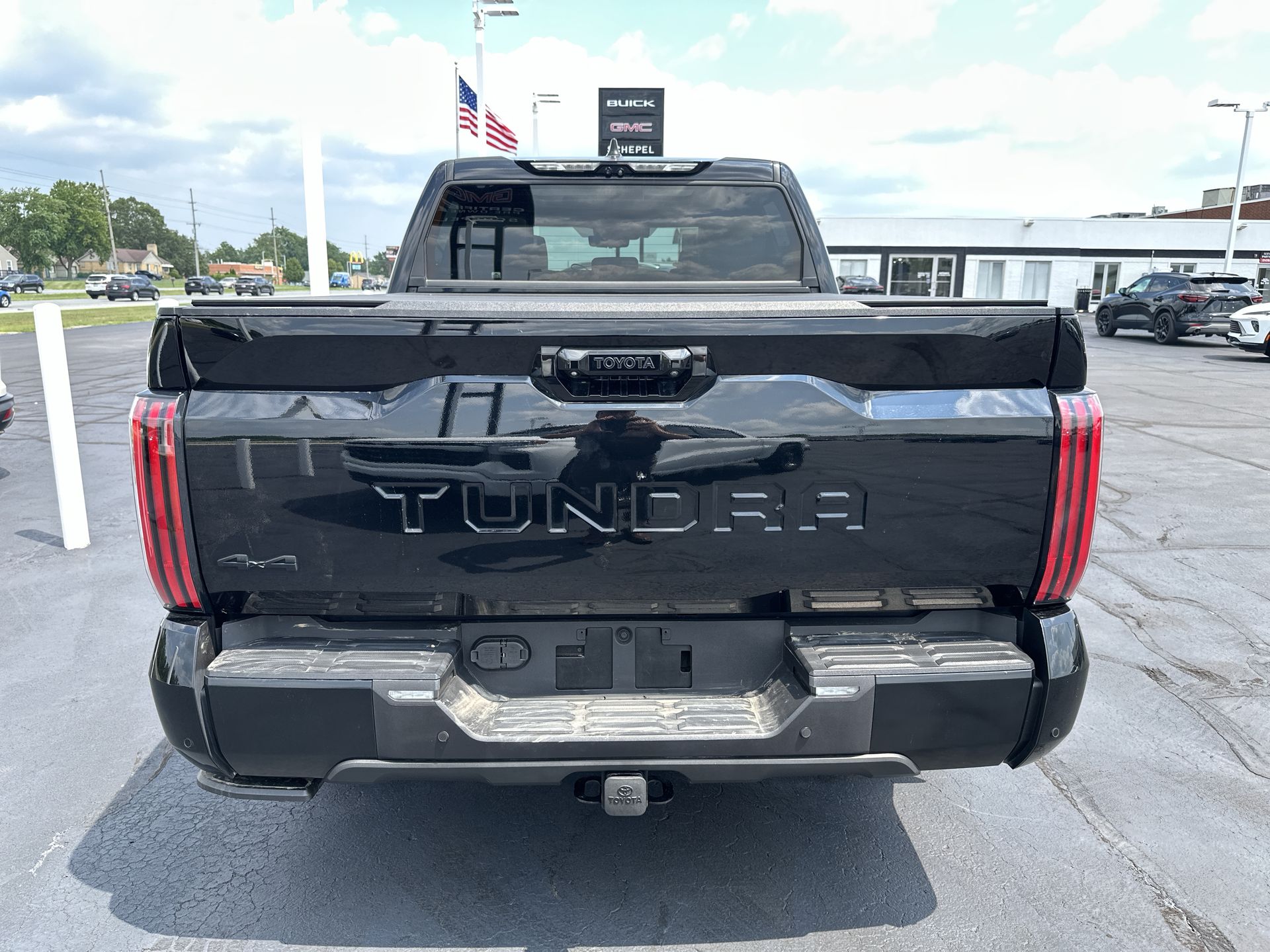 2022 Toyota Tundra 4WD Platinum