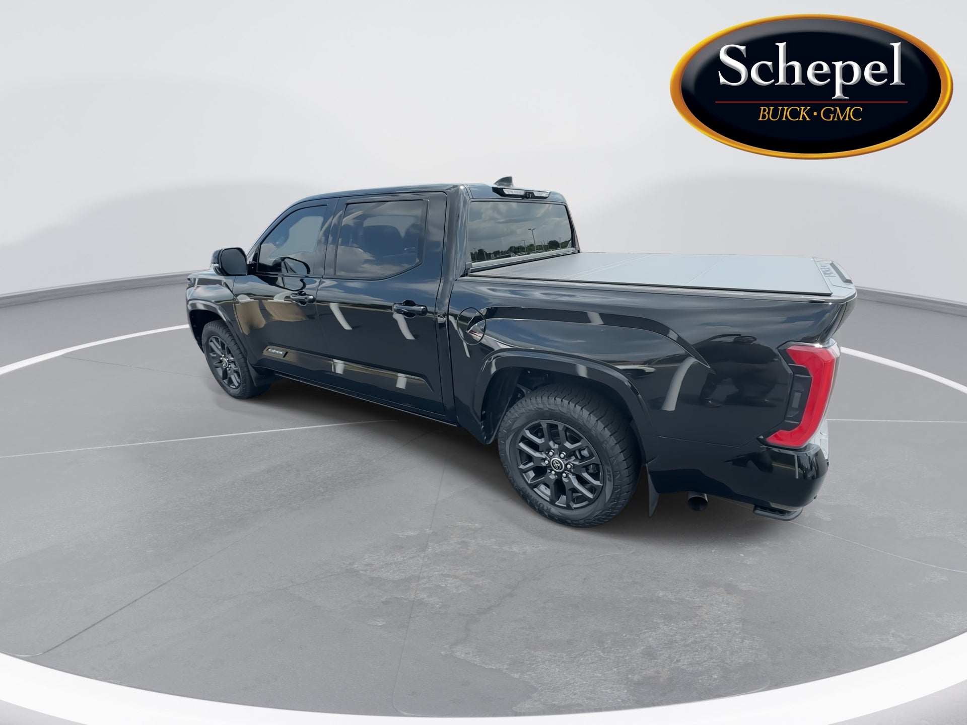 2022 Toyota Tundra 4WD Platinum