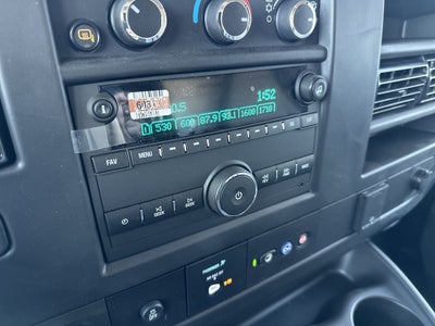 2025 GMC Savana Cutaway 3500 1WT