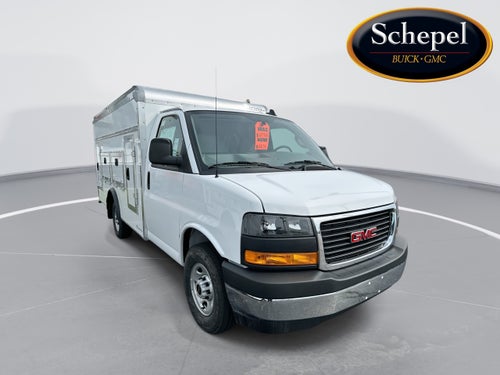 2025 GMC Savana Cutaway 3500 1WT