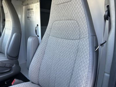 2025 GMC Savana Cutaway 3500 1WT