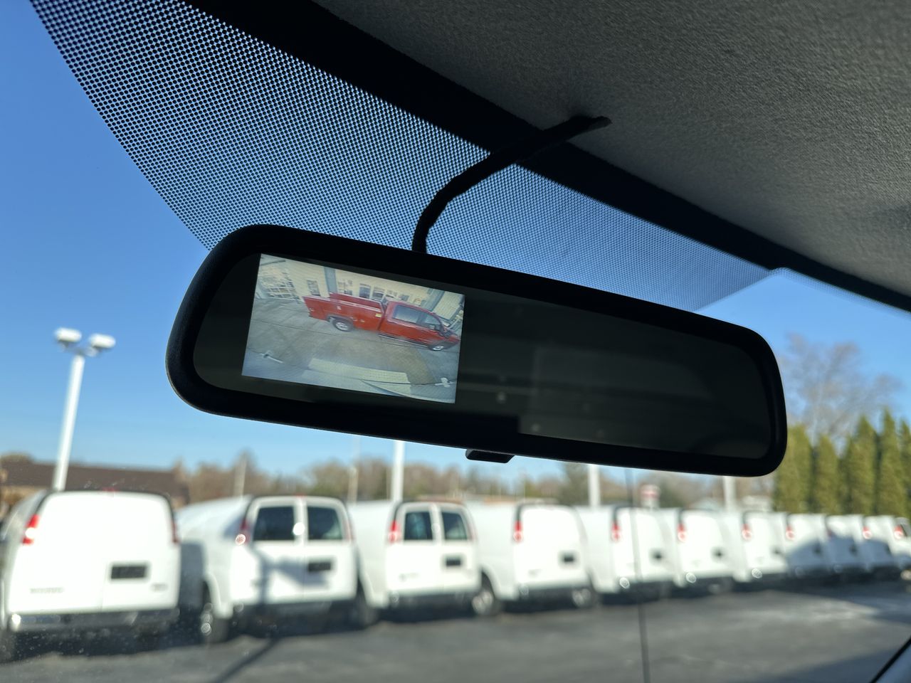 2025 GMC Savana Cutaway 3500 1WT