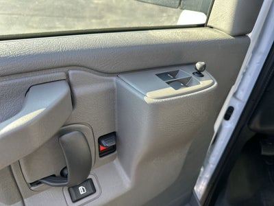 2025 GMC Savana Cutaway 3500 1WT