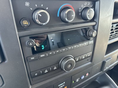 2025 GMC Savana Cutaway 3500 1WT