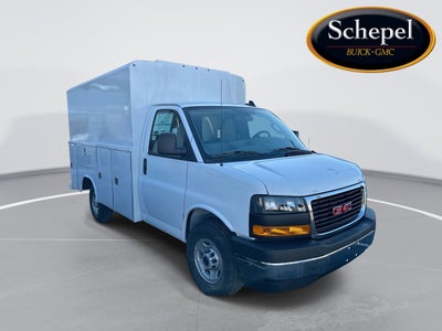 2025 GMC Savana Cutaway 3500 1WT