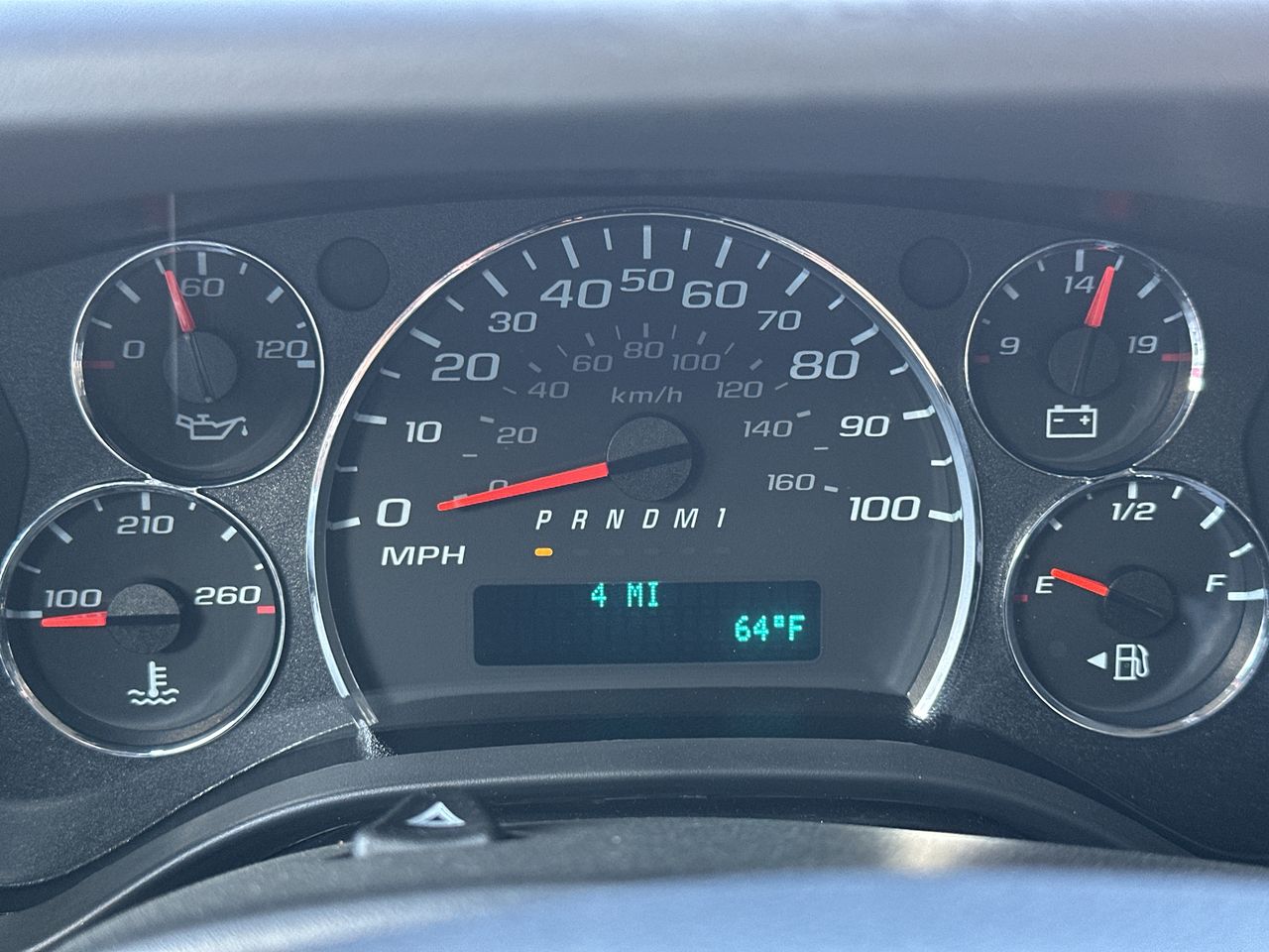 2025 GMC Savana Cutaway 3500 1WT