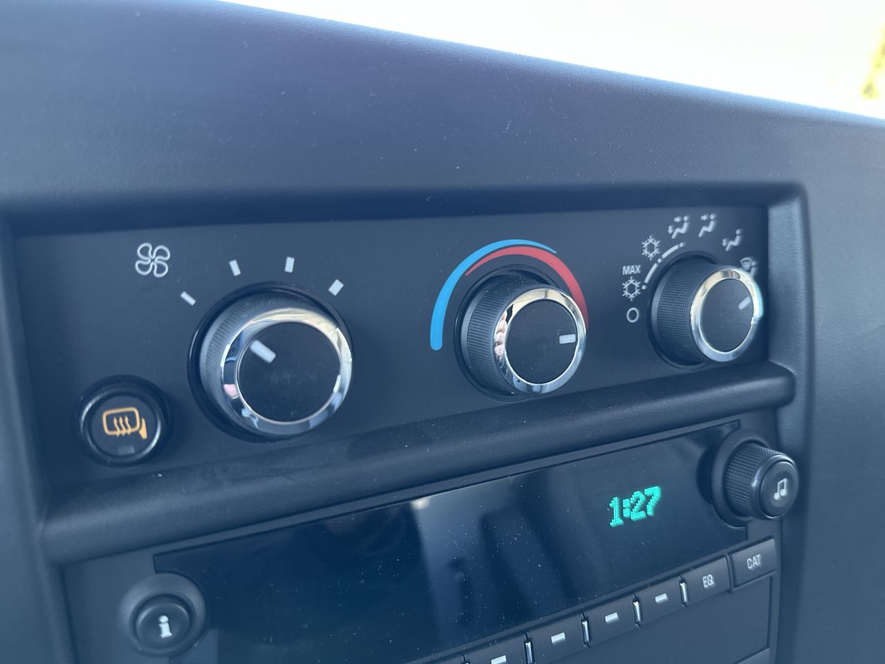 2025 GMC Savana Cutaway 3500 1WT