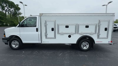 2025 GMC Savana Cutaway 3500 1WT